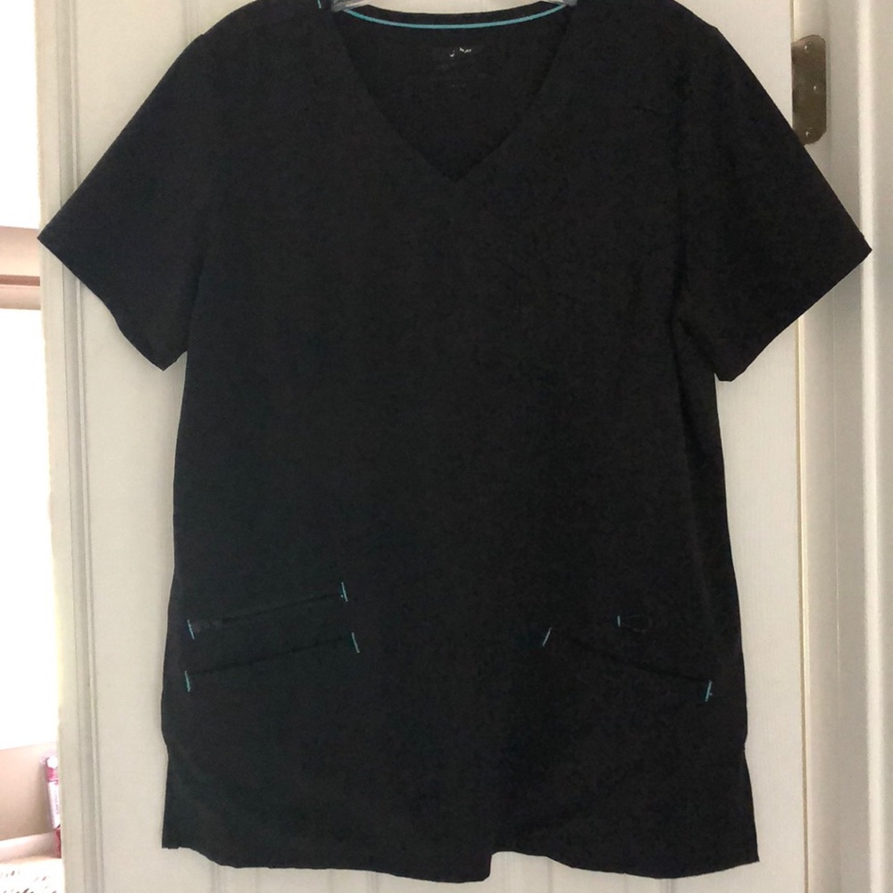 Scrub top